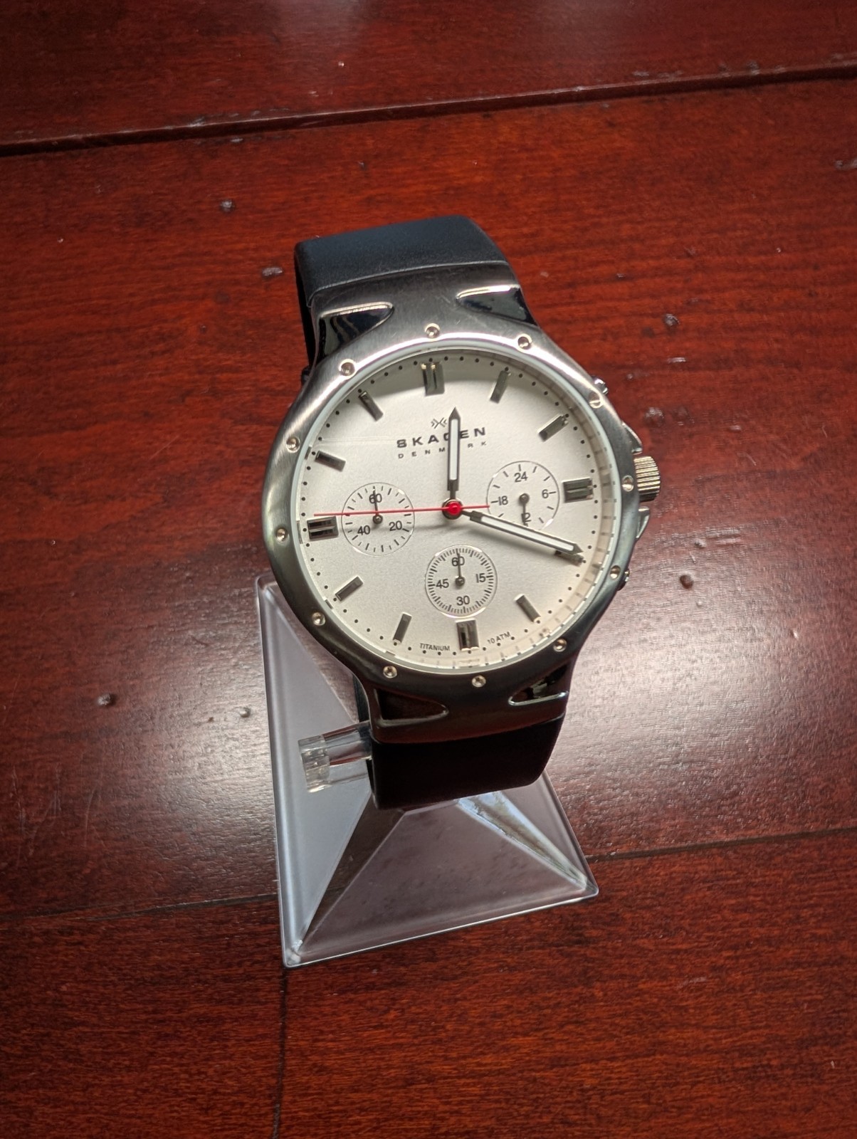 Men’s Skagen All Titanium Quartz Chronograph 489LTRW Working Great Condition