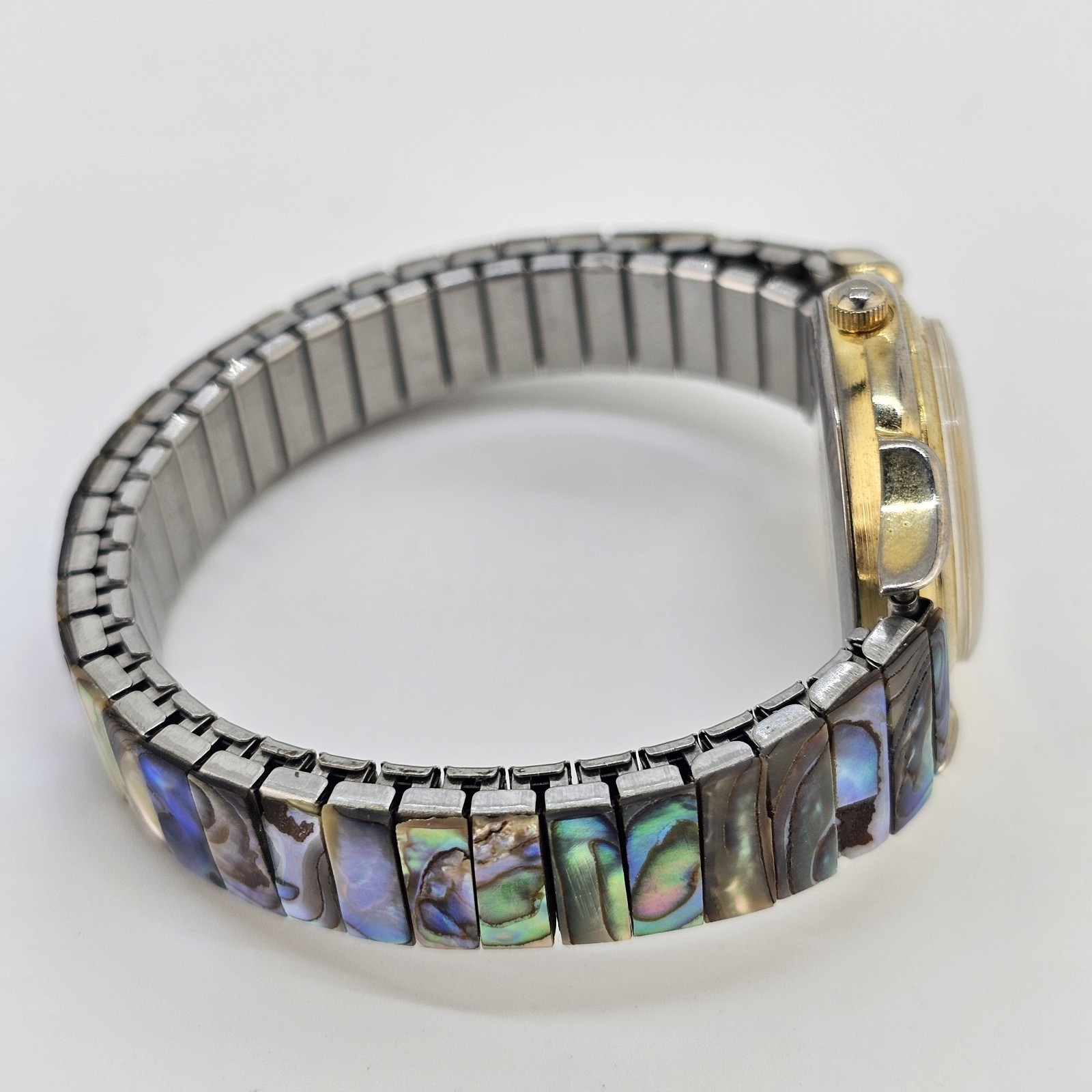 28MM Women’s Watch Multicolor Multicolor Expandable Band 6″ NEW Battery