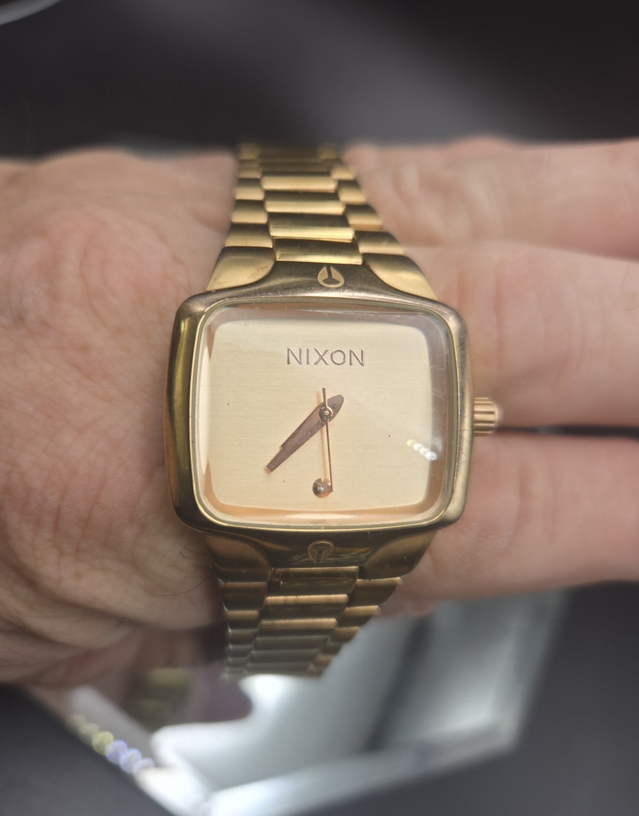 Production Discontinued NIXON watch “THE SMALL PLAYER VIP Pass” RARE Gold Face!