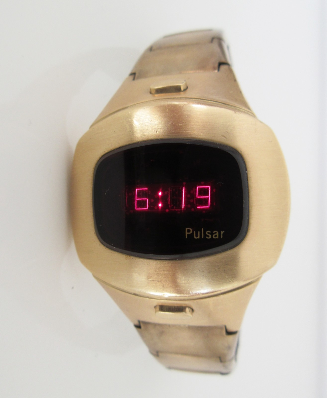 Men’s GF 1976 Pulsar P4 Executive digital Time computer Retro QUARTZ LED watch.