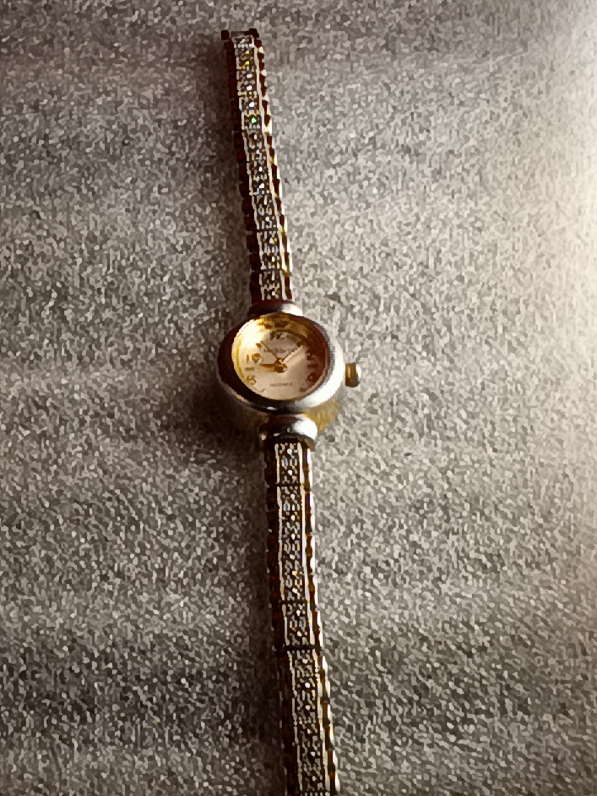 LA Express Women’s Watch – NEEDS BATTERY