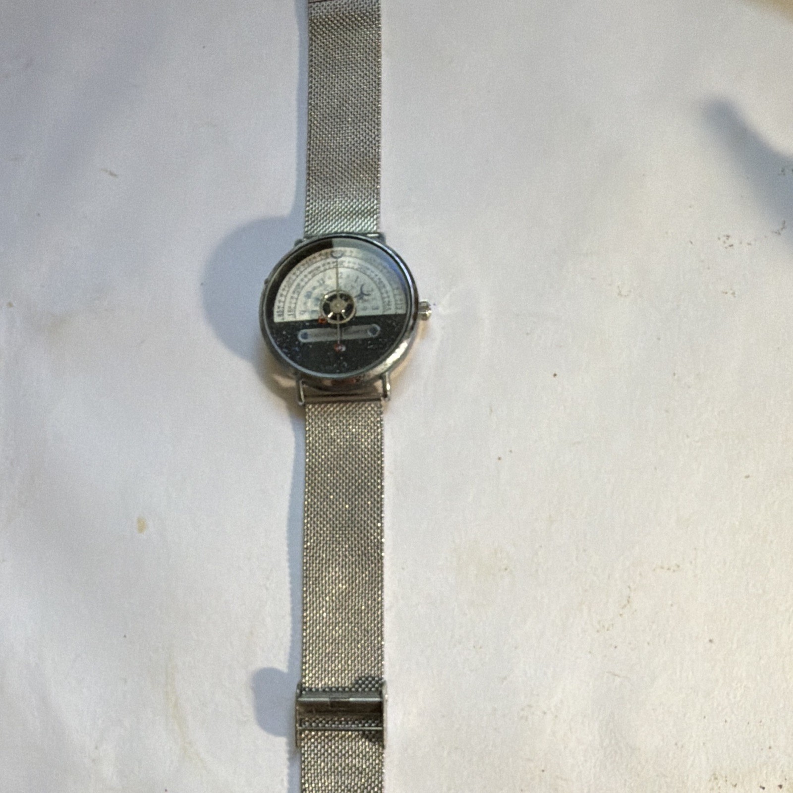 Gadyson Quartz 40mm Silver Stainless Steel Black/White Arabic Dial Mesh Band