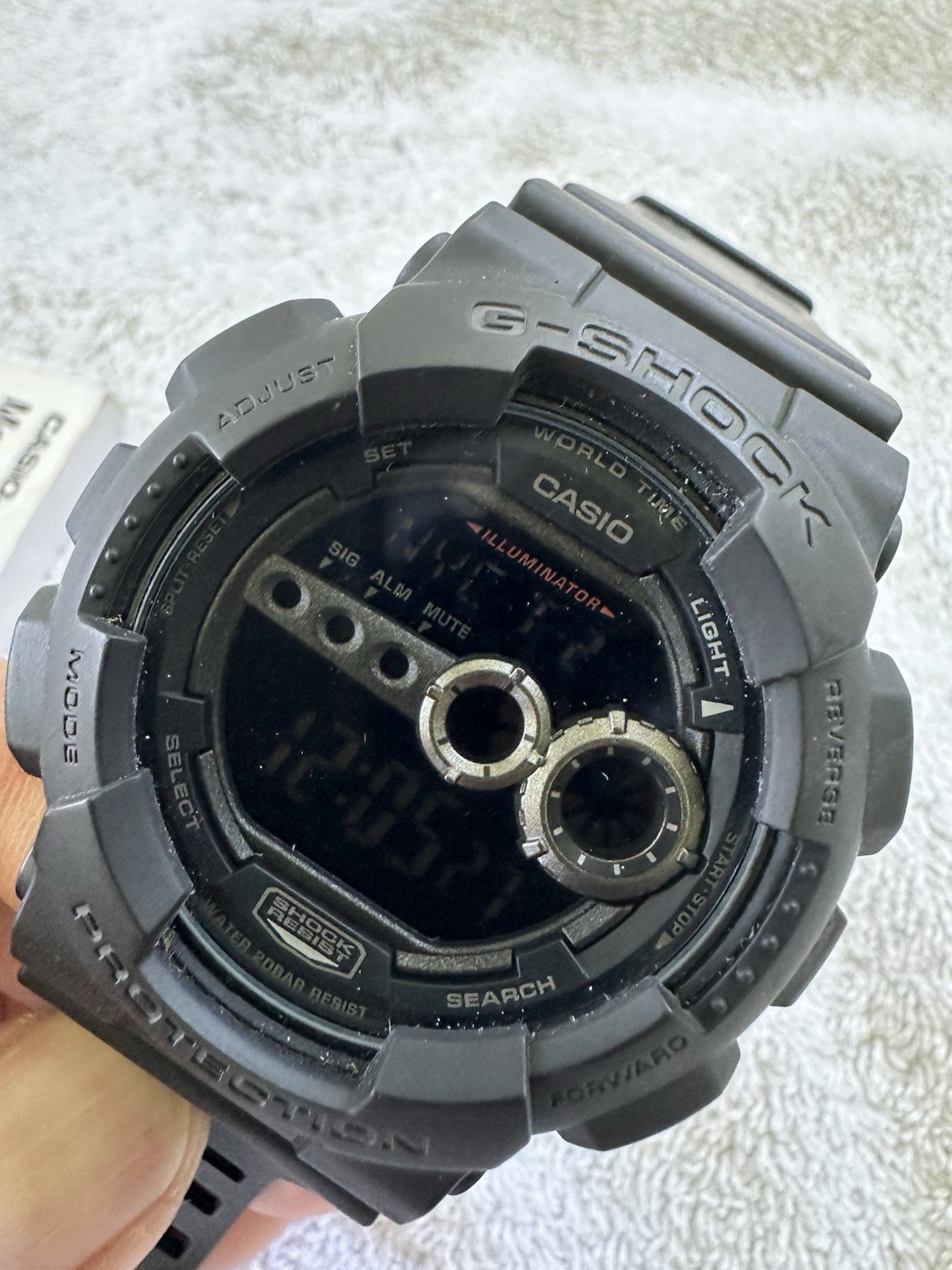 Casio G-SHOCK GD-100 Digital Men’s Wristwatch Black Quartz 200m Shock-Resistant