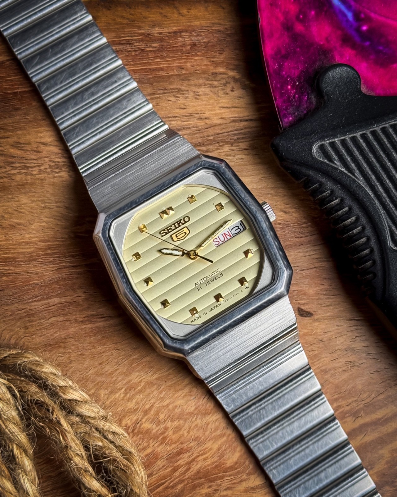 1990 SEIKO 5 ✨🥂 Gradient Horizontal Textured Dial 🌟 21J Auto Cal. 4227 ⚙️🇯🇵