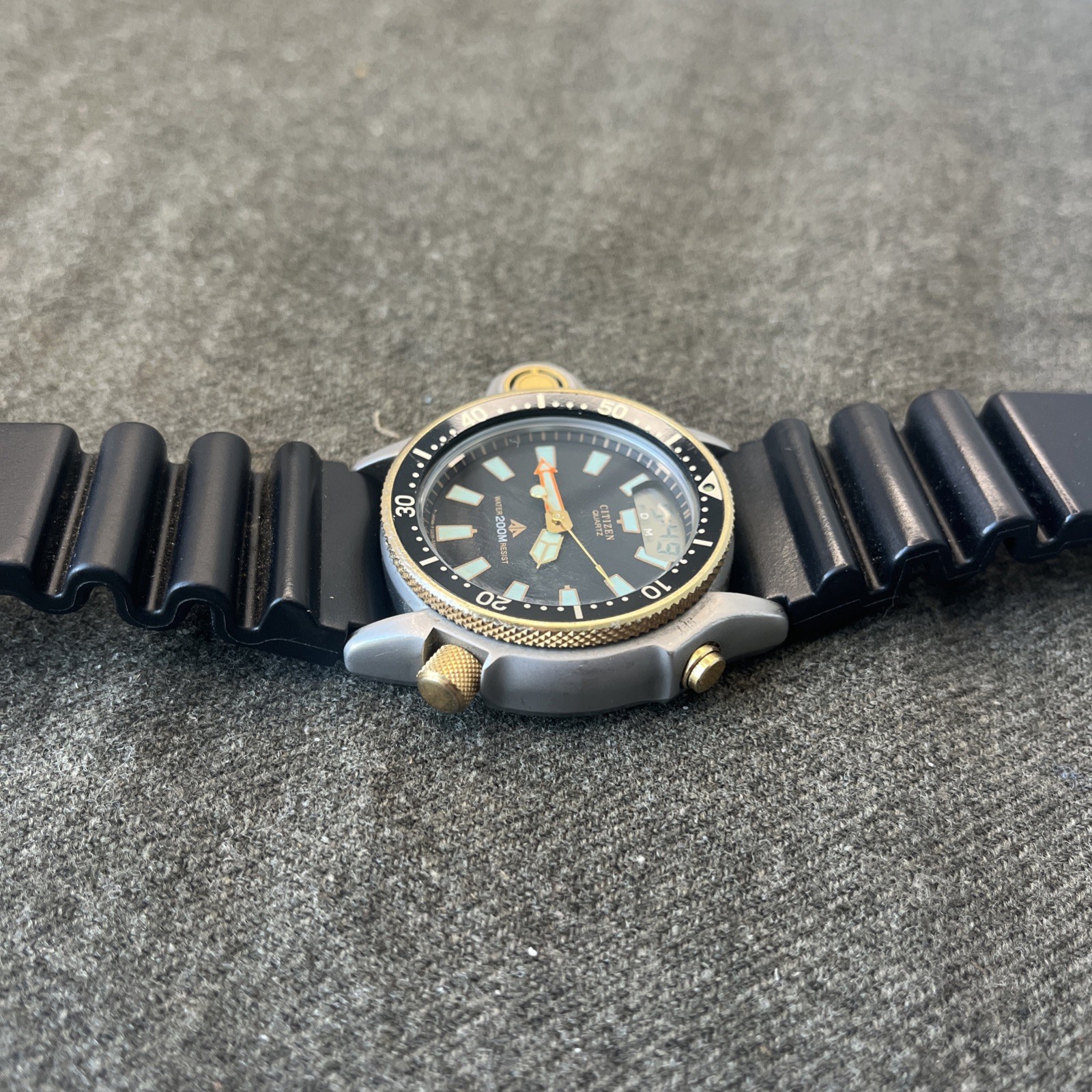 Vintage Citizen C021 087372 Y Promaster Aqualand Divers Men’s Watch, Needs Work