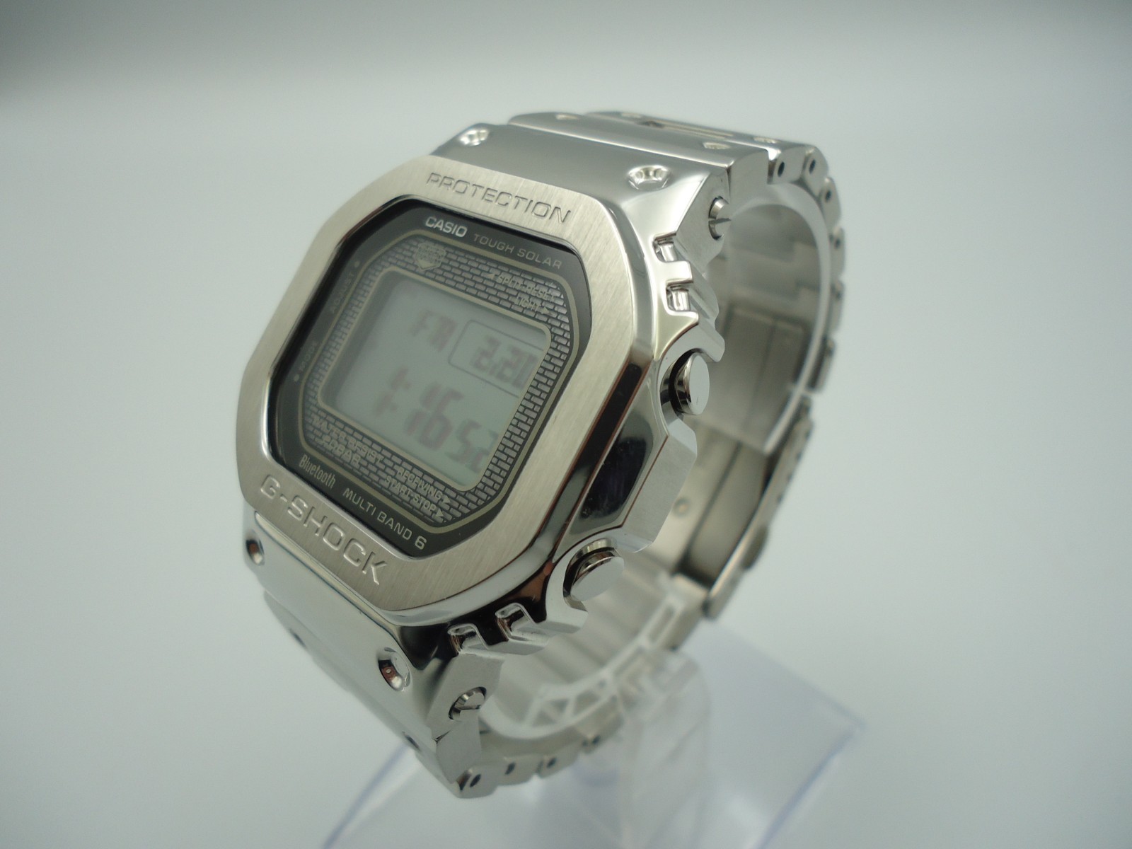 Casio G-Shock GMW-B5000D-1JF Full Metal Bluetooth Solar 5 Links Excellent