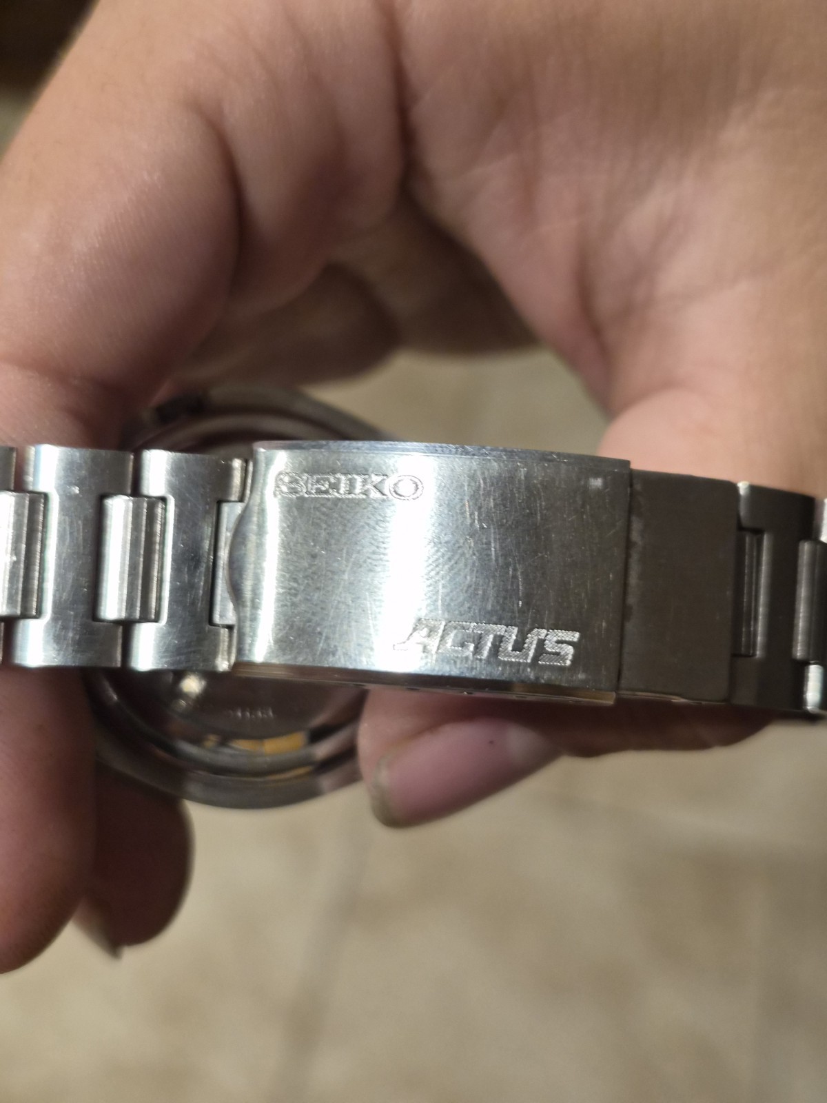 1977 Seiko Actus Automatic 21 Jewels Day/Date Black Dial (7019-8010)