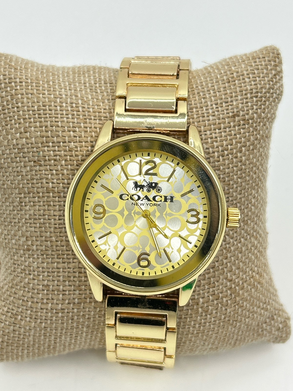 COACH Olivia Watch Gold Tone Case Bracelet Mineral Crystal Quartz Water Resist