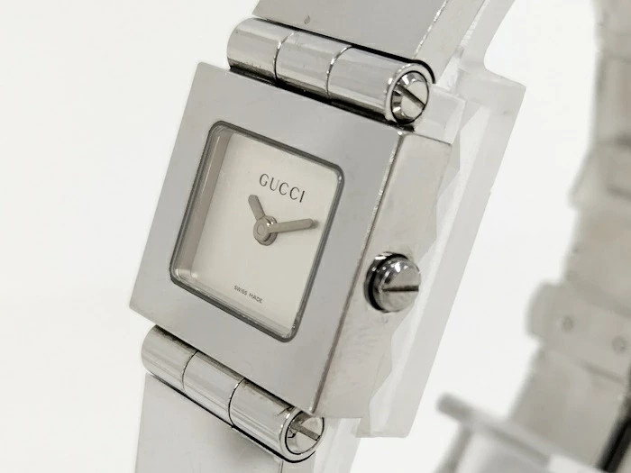 GUCCI Ladies’ Watch Square SS Quartz Silver Dial 300L Used