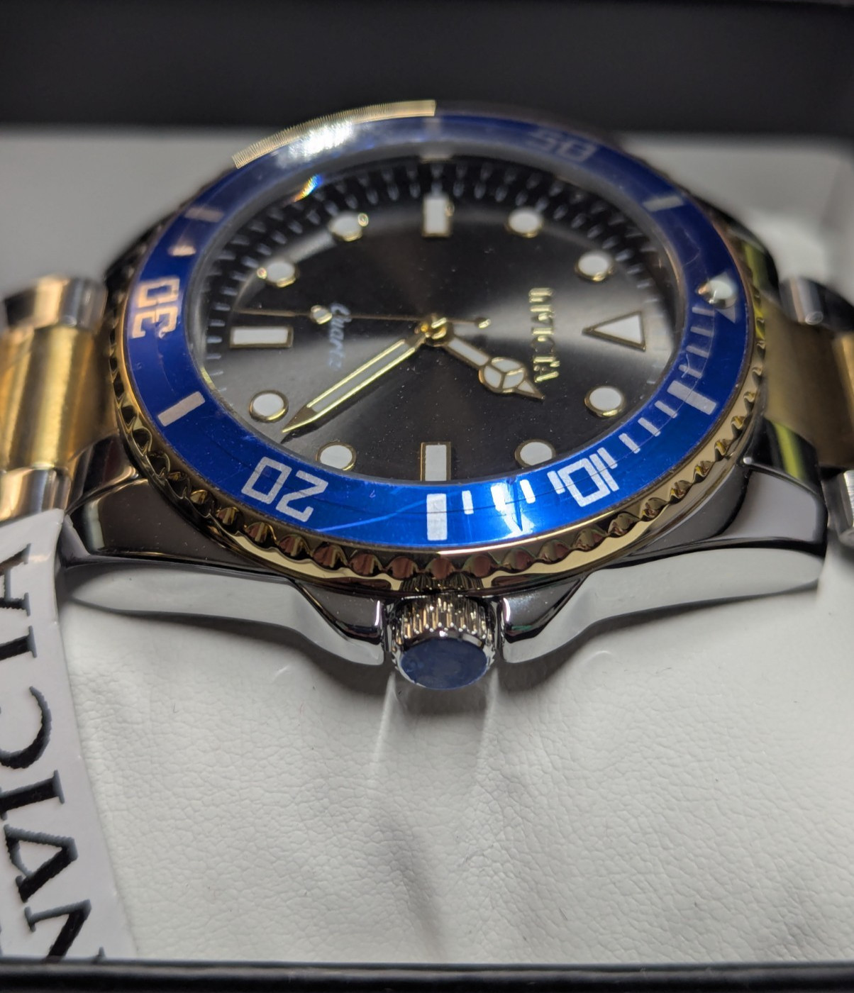 Invicta Diver Men’s Watch – 42mm (69399)