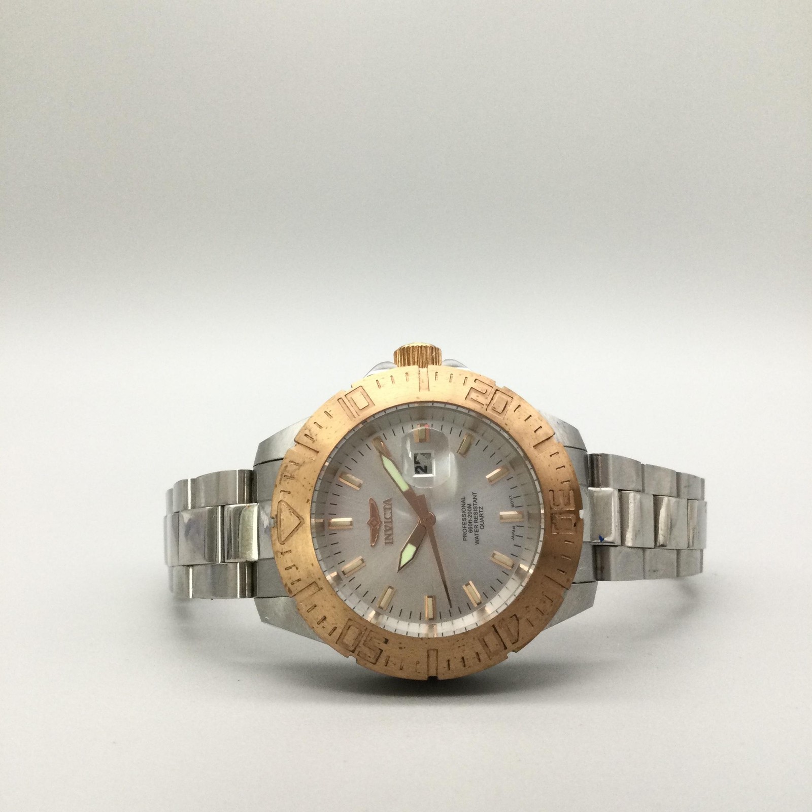 Invicta Pro Diver Ocean Barron Mens Watch 37mm Two Tone 15816 New Battery 8.25″