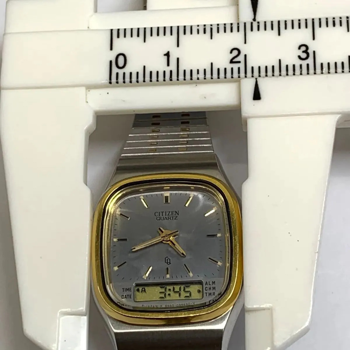Used Citizen 8960 R7-2615
