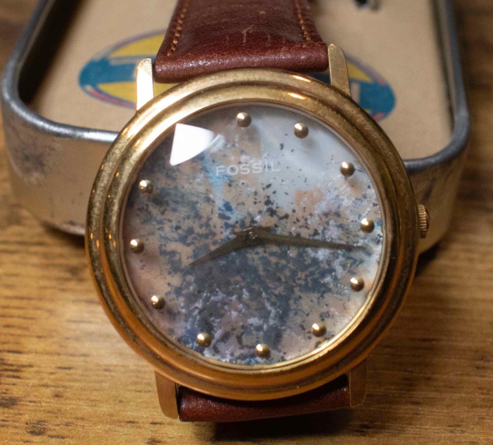 Fossil Coupe De Lux watch set, watch and original collectible packaging Untested