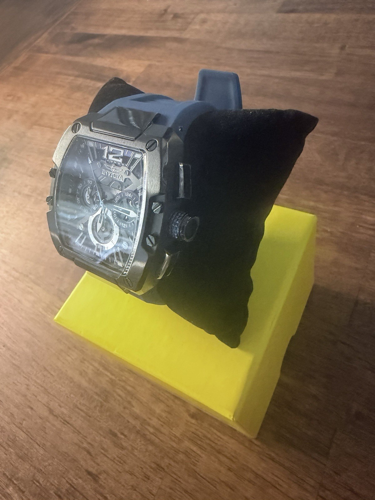 Invicta Men’s Chronograph Quartz Tonneau Watch Black/Blue 30m w/Box