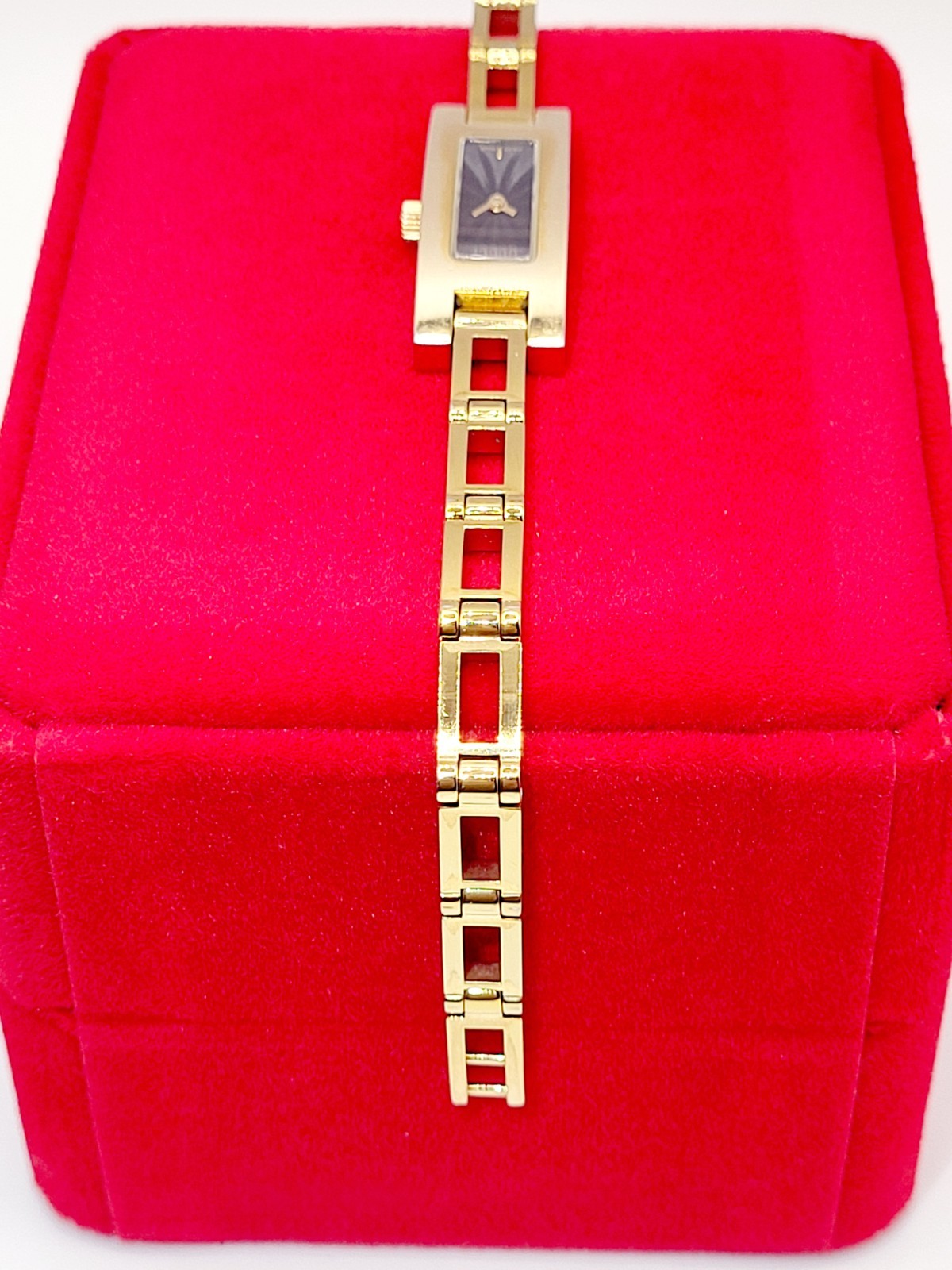 Swiss [WORKS] GUCCI Tank S.Steel Quartz Watch Bracelet