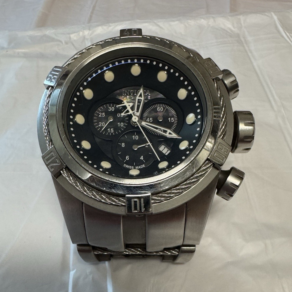 Invicta Bolt Zeus Men’s Quartz Chronograph Date Black Dial Steel Bracelet 200m