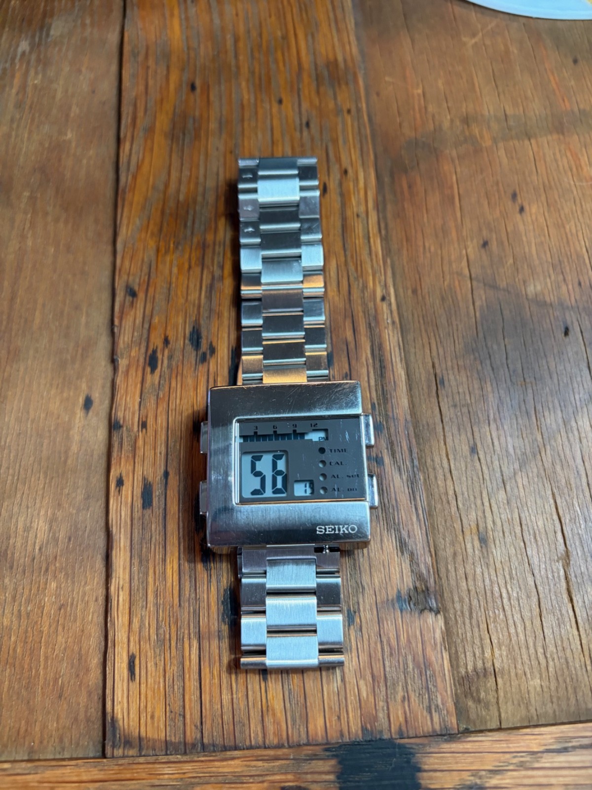 Rare Seiko Watch “Nooka” early model Timetron W524-4A00 Digital, Clean, Working