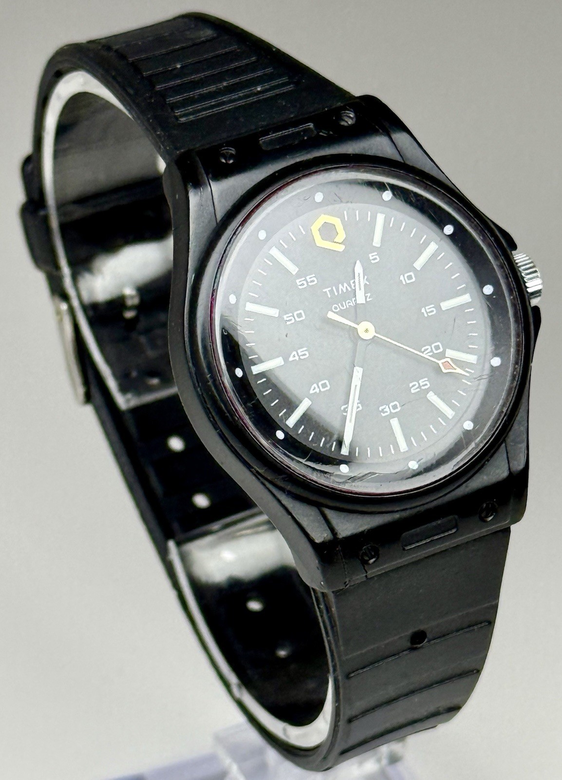 Vintage 1979 Timex Black Max Sport Quartz M Cell Wrist Watch 33mm Philippines