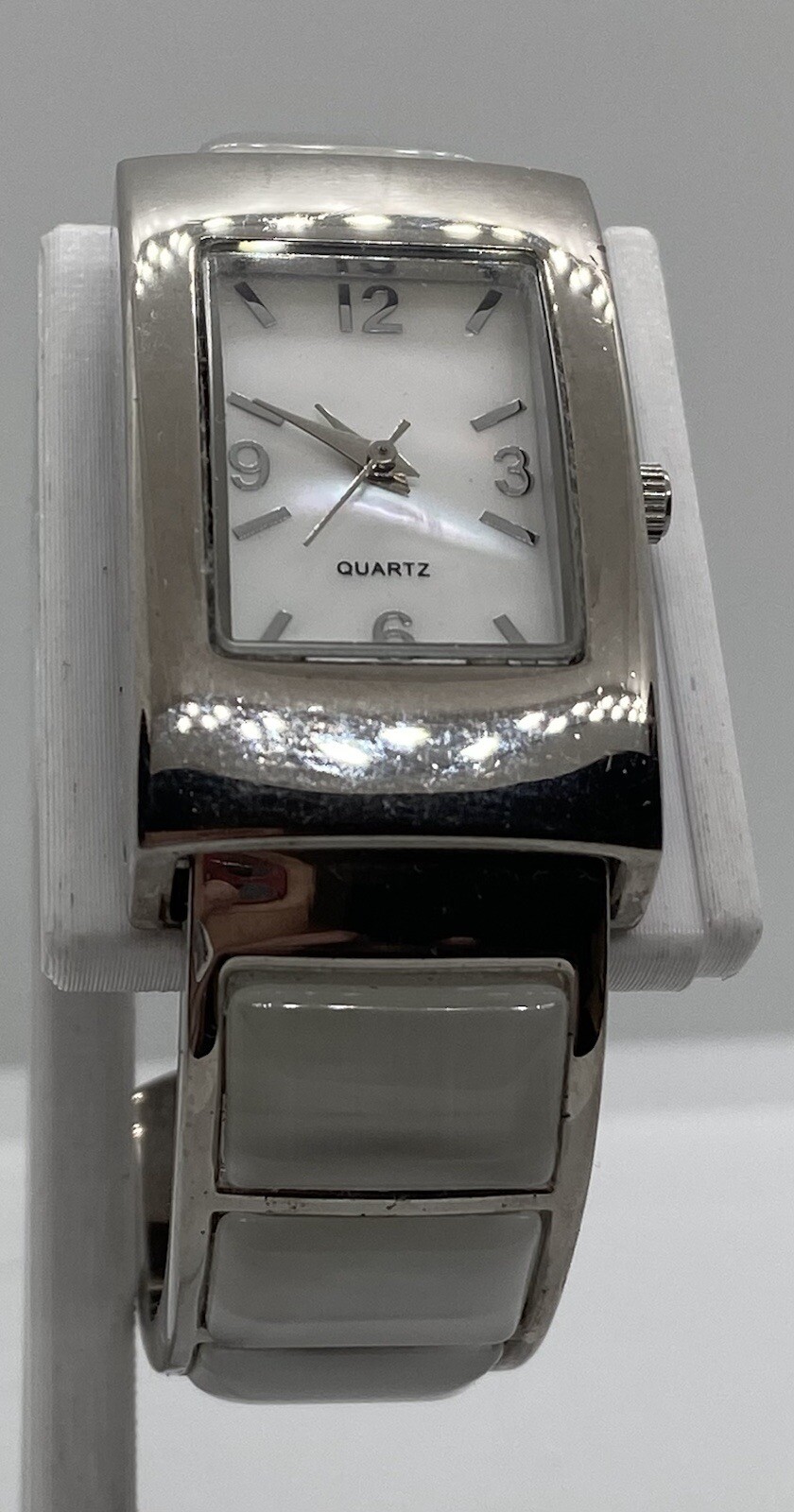 Womens Shiny Silver Cuff Watch New Battery Hinged Band fits to 6.25” Wrists