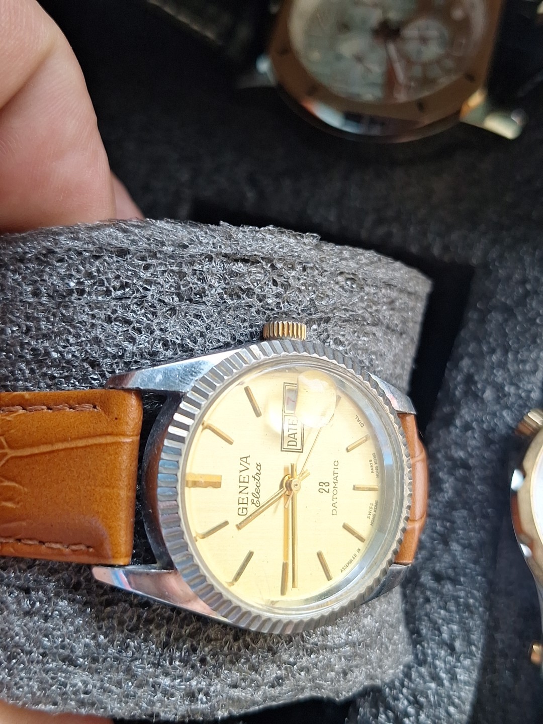 Geneva Electra Datomatic Mechanical Date/just Men’s Vintage Watch Runs Great.