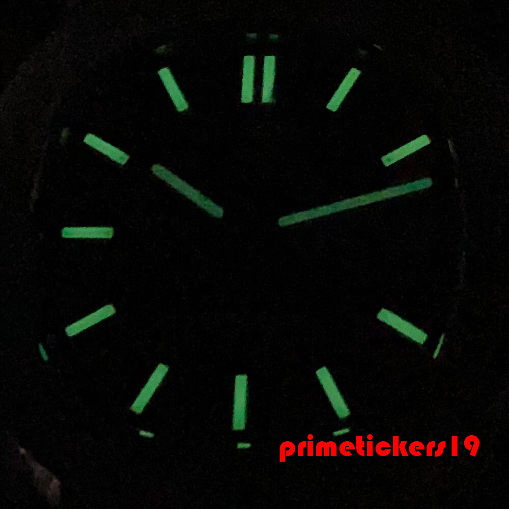 Square 40mm NH35 Sapphire Stainless Steel Brushed Automatic Men’s Watch Luminous