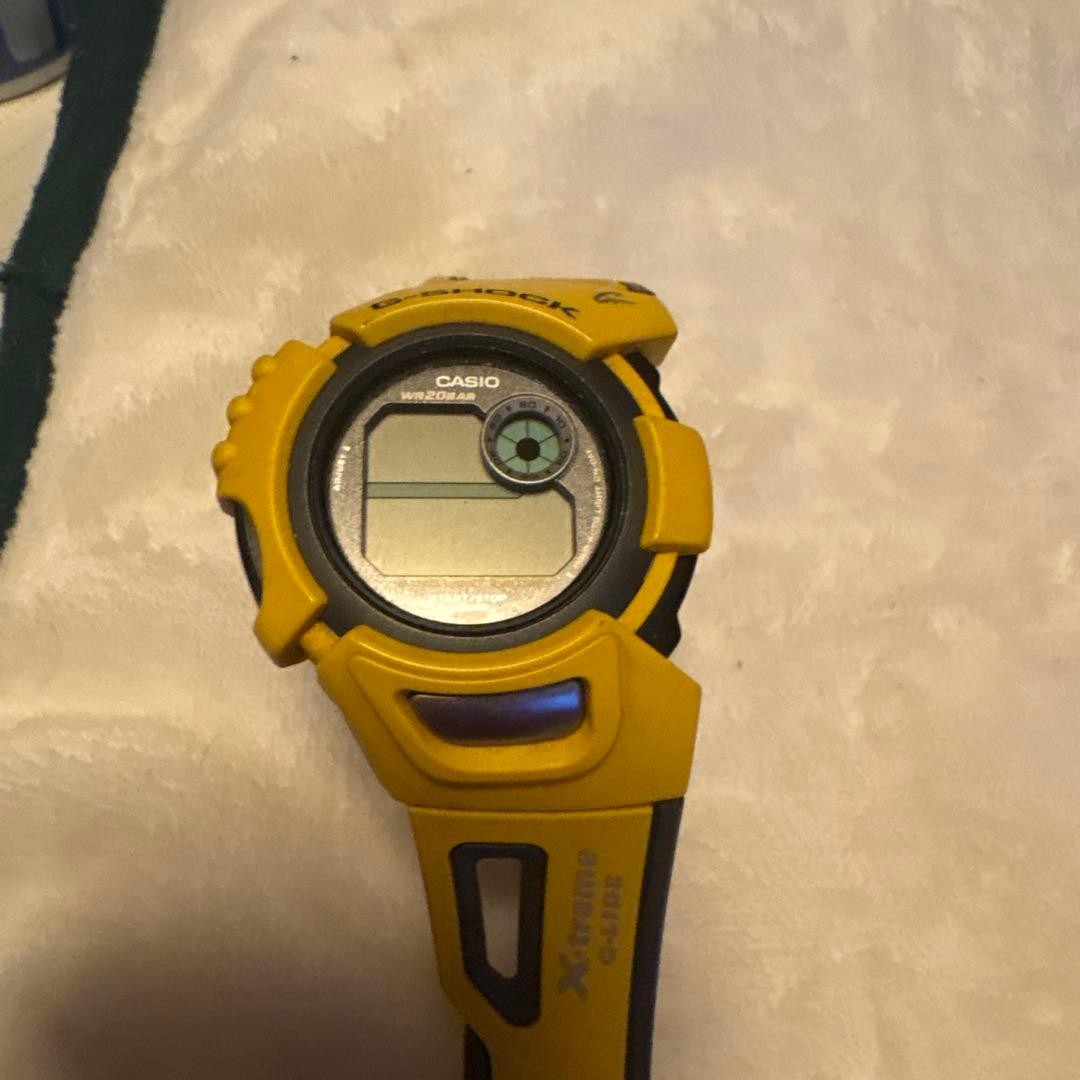 CASIO Digital Watch, Yellow