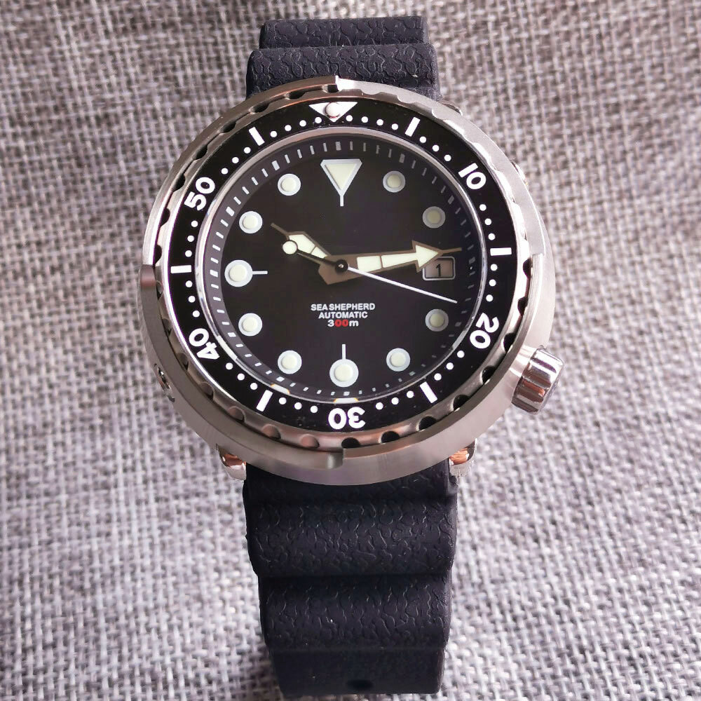 46.5mm DIVER NH35A 200M Men’s Automatic Watch Sapphire Crystal Black Dial Date