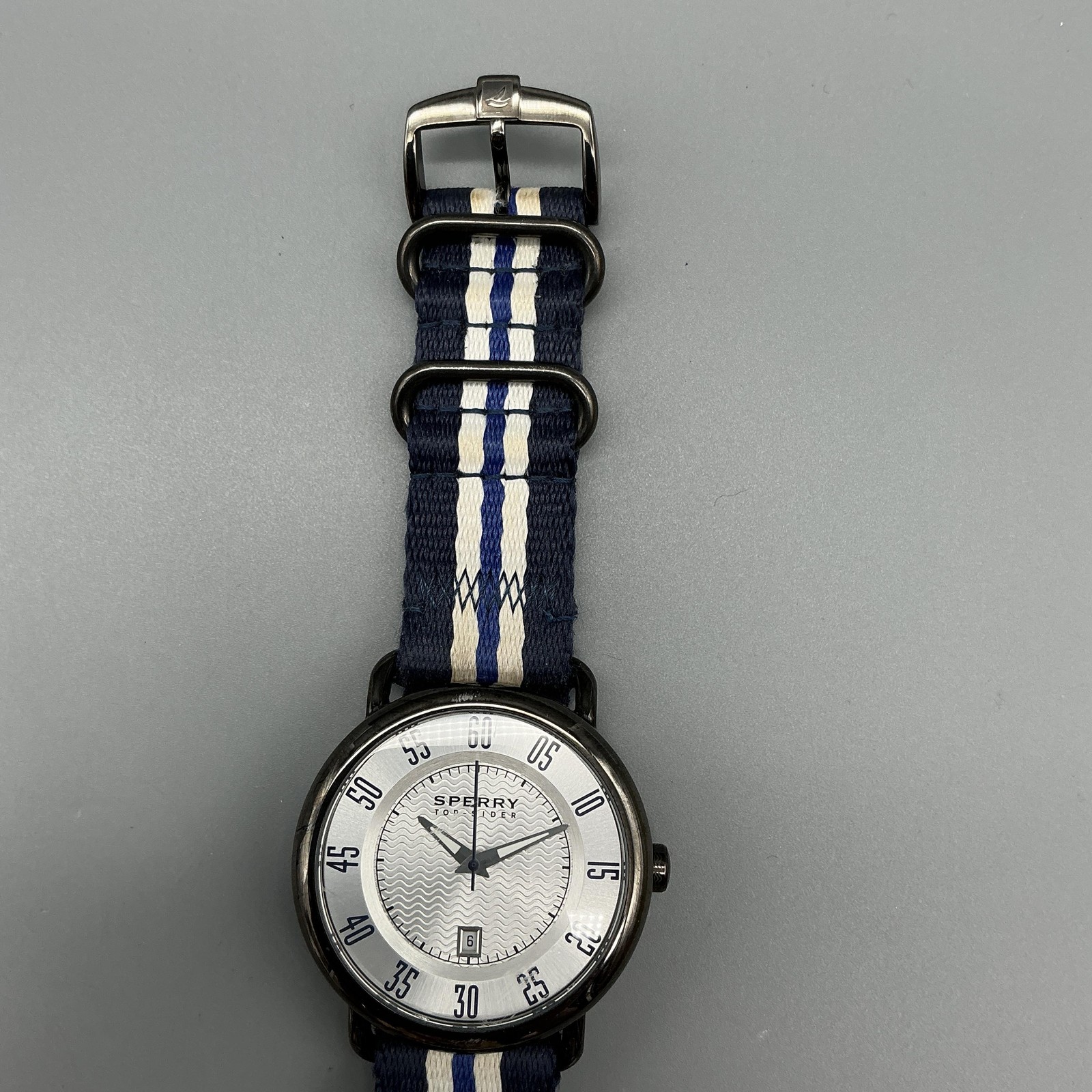 Sperry Top-Sider Mens Watch 45mm Blue White Stripe Nylon Date New Battery