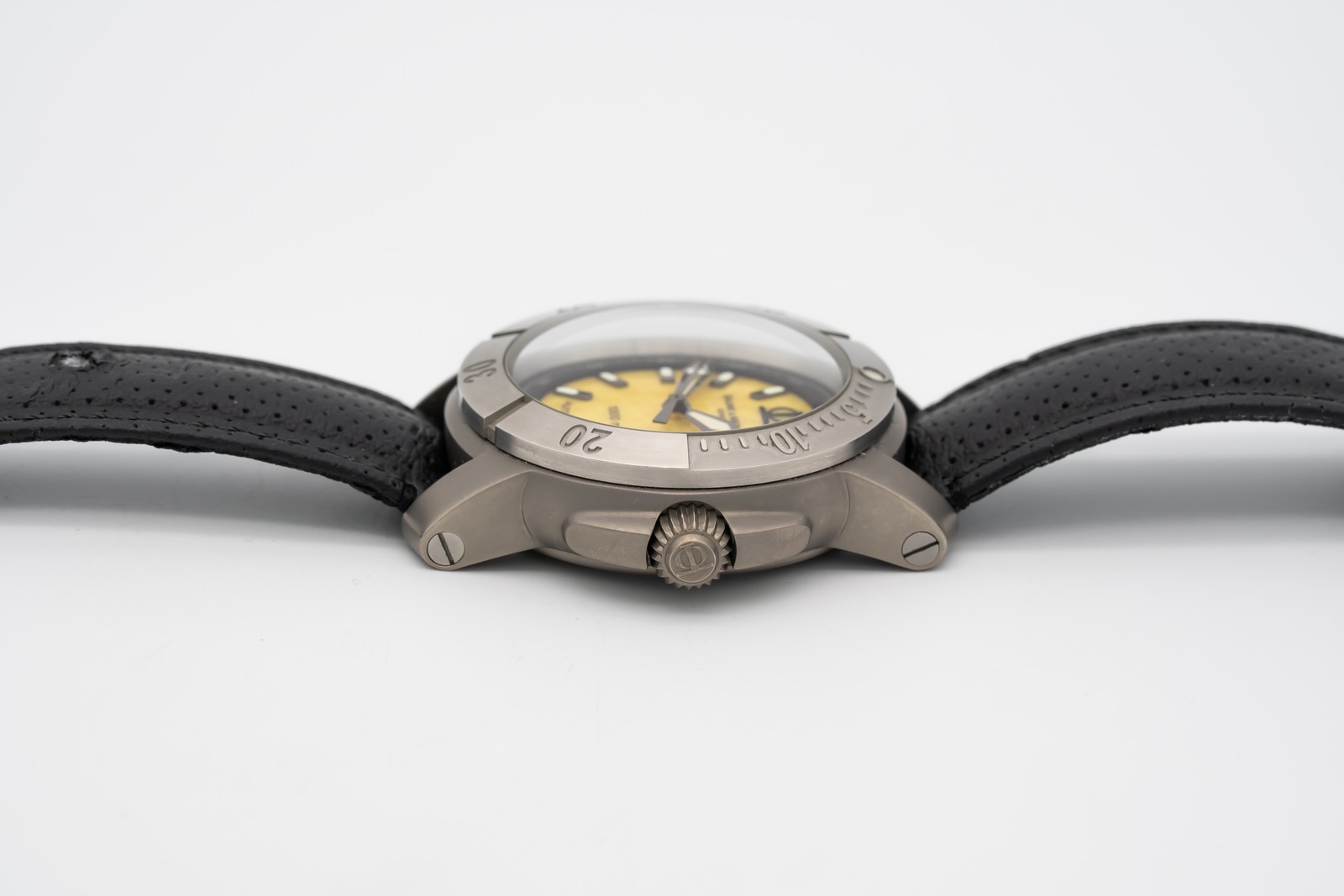 Baume & Mercier Capeland Sub Diver 1000 m Titanium Automatic 44mm