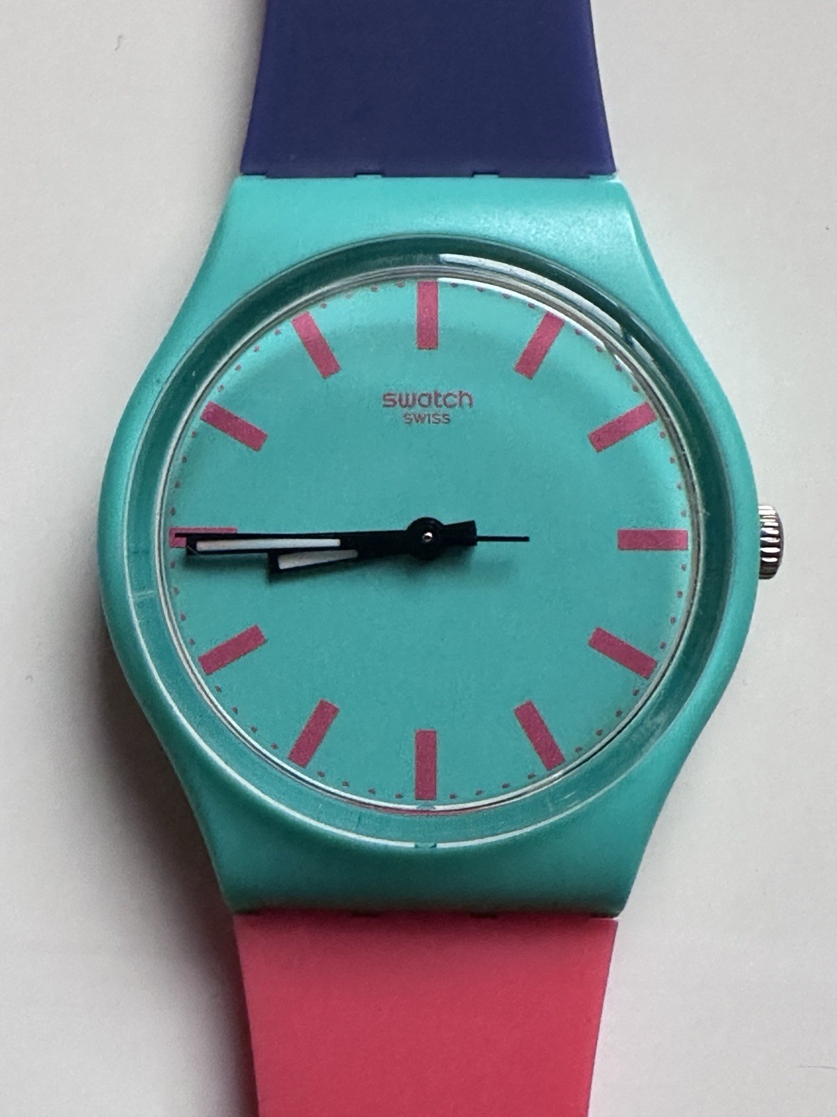 Fresh Swatch SHUNBUKIN GG215 (Red, Blue and Green)
