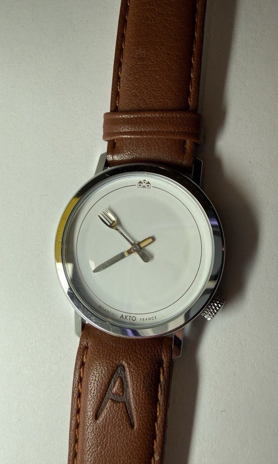 Vintage Quartz Wristwatch Fork Knife Hands Novelty French Design Runs AKTO