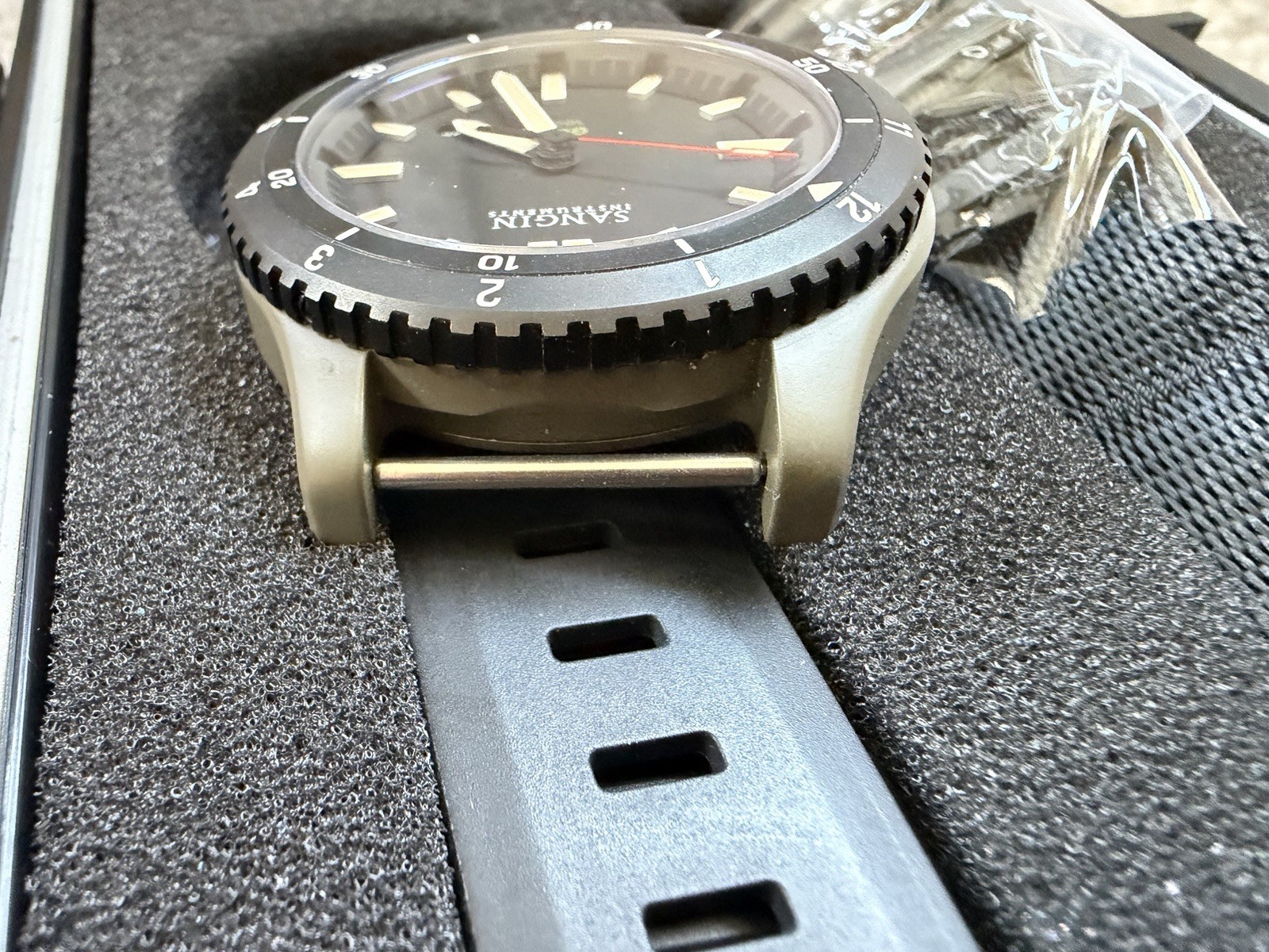 SANGIN INSTRUMENTS GBRS KINETIC II Ti V2 WATCH FDE Coyote Tan TITANIUM