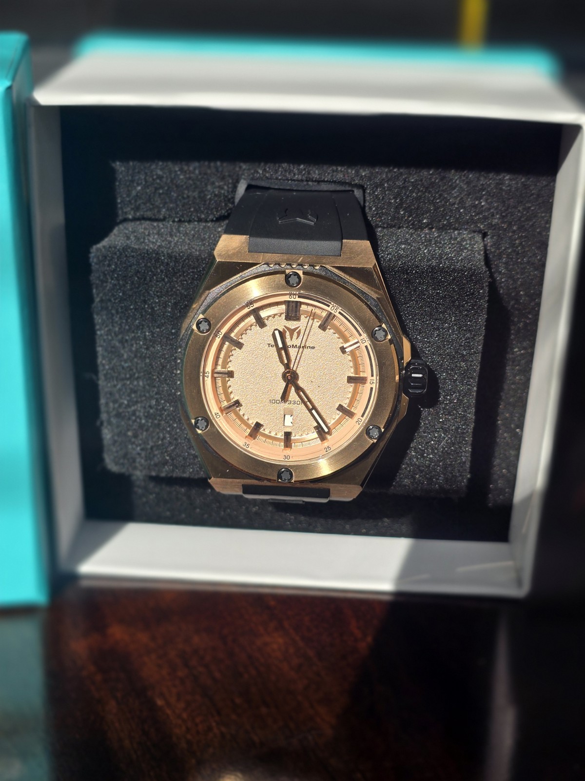 Technomarine Men’s Watch Coral Legacy Quartz Rose Gold Dial Strap Date TM-416065