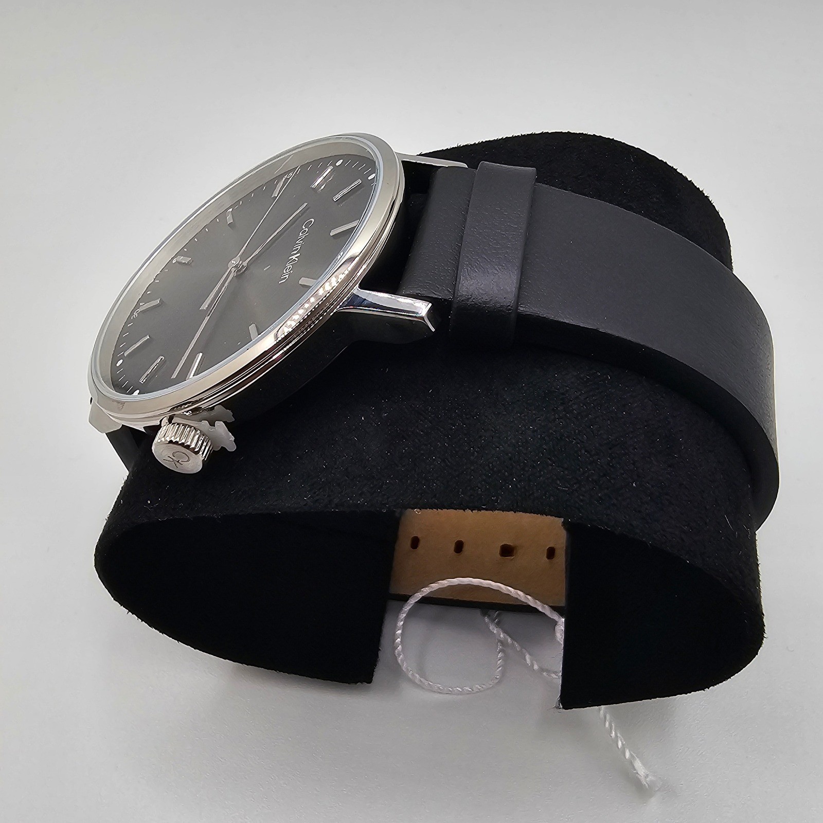 Calvin Klein Watch Bracelet Set Mens Leather Band Minimalist Gray Dial Black New