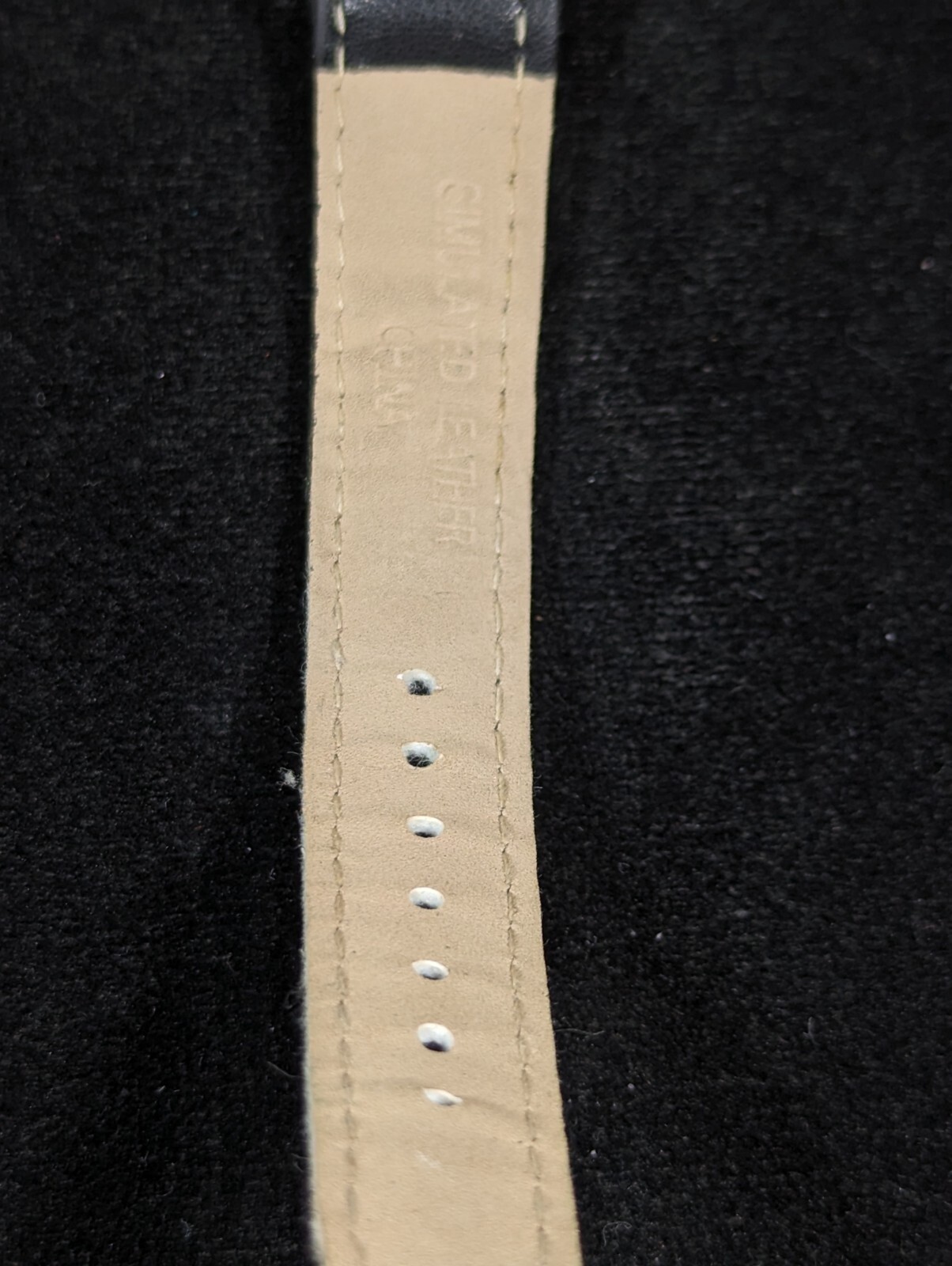 Womans Blue Gray Pearlized Dial Gold Tone Case Black Band Watch 7.5 Inch