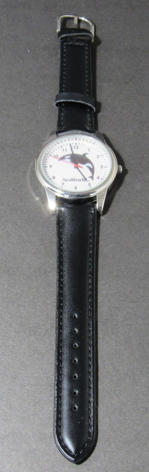 2013 Seaworld Parks Orca Whale Analog Collectible Watch Shamu