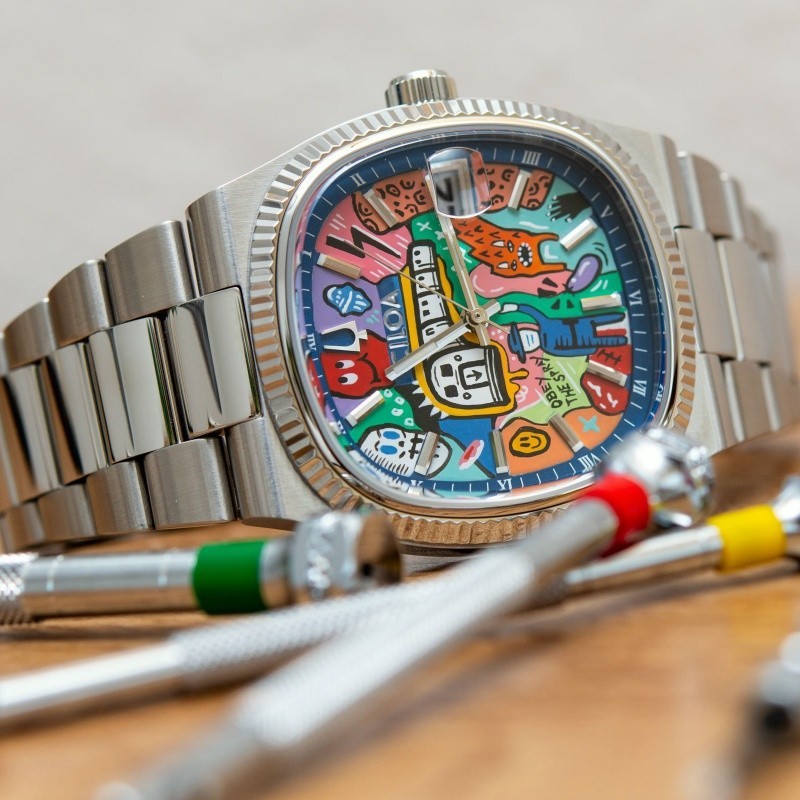 CILOA Painted Dial Men’s Watch Quartz Authentic 3ATM Stainless Steel