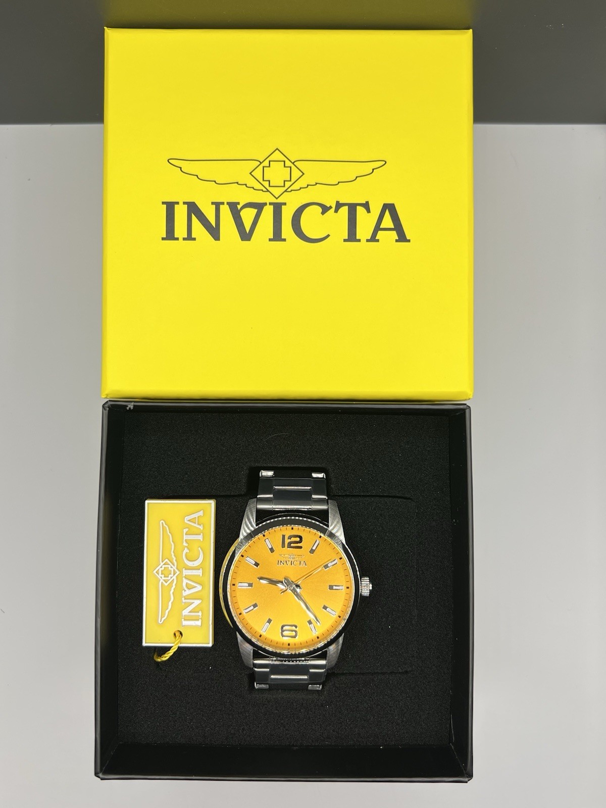 NIB Invicta Celestial 48493 Men’s Watch 43mm Steel Yellow Dial – RARE DIAL