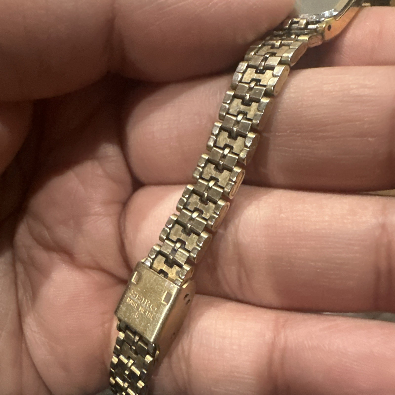 Working Vintage Seiko Women’s 13mm Gold Tone Bracelet Watch 2e20-6500 Fit 6.5in