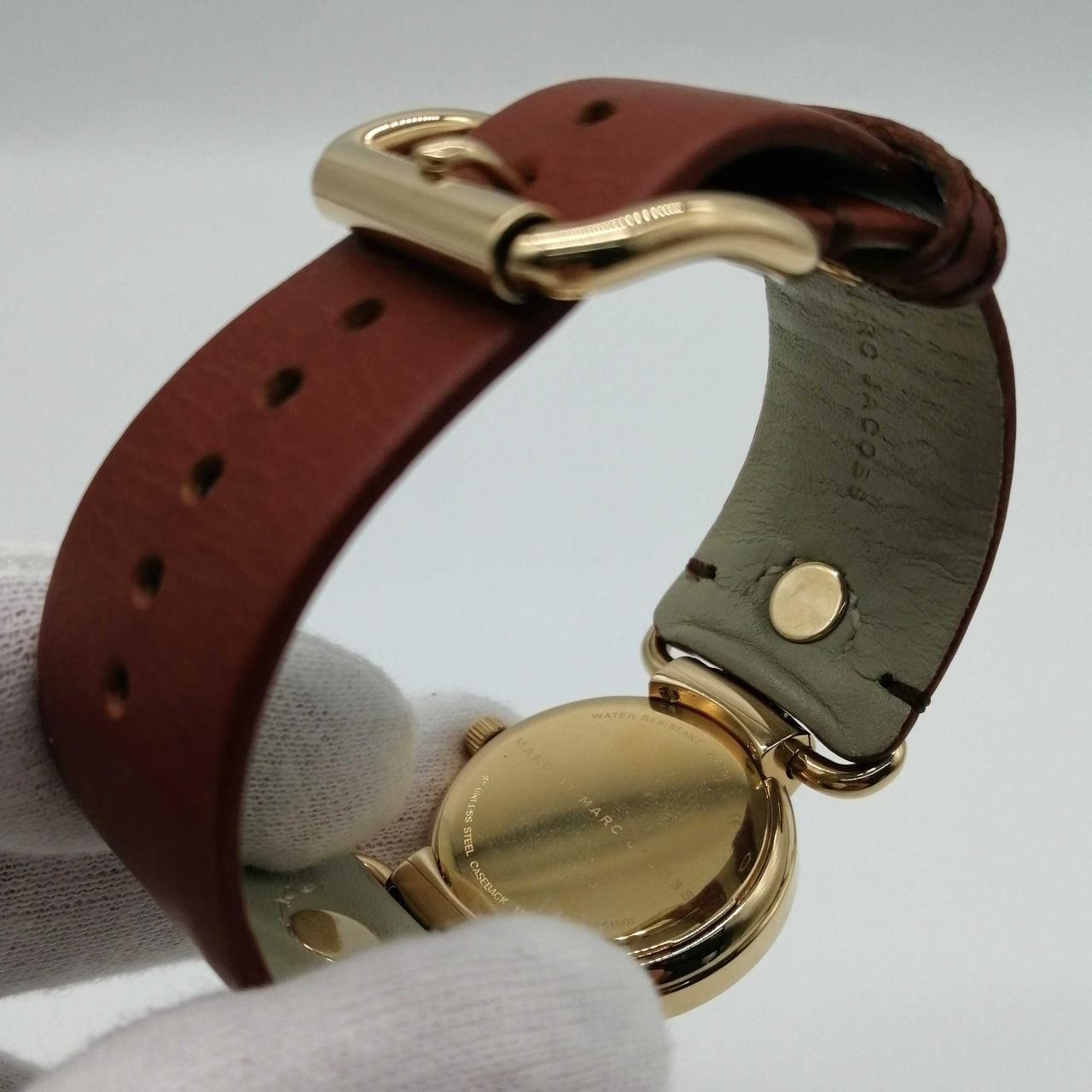 Ladies Quartz Analog Watch Model MBM8521 MARC JACOBS