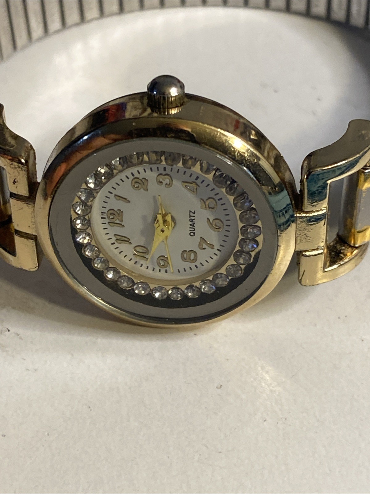 Unbranded Quartz Watch with Diamond Like Bezel Flex Band New Battery