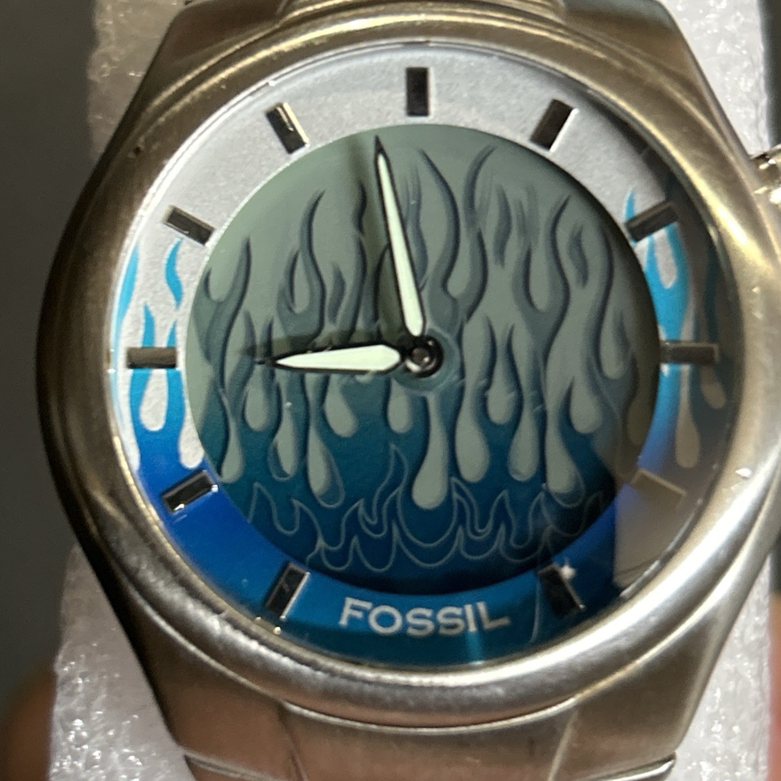Fossil Big Tic JR-8222 Blue Flame Animated Dial Watch case number 300403 Works!