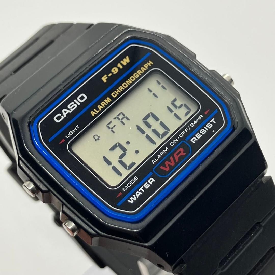 Excellent condition, fully functional Casio F-91W digital watch, black, cheap Ca