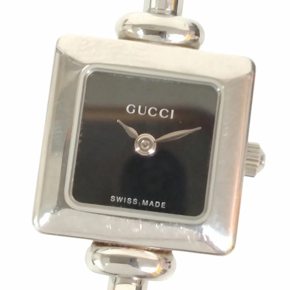 Gucci 1900L bangle watch quartz ladies wristwatch C612 used