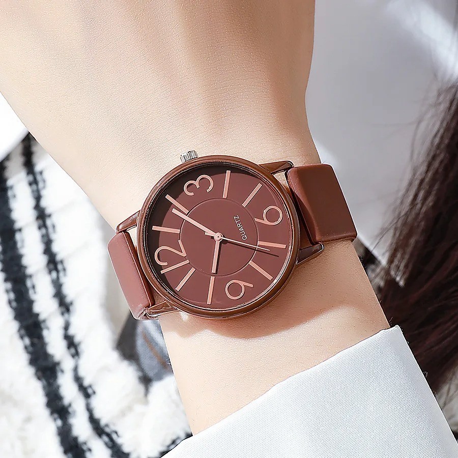 Women’s Casual Soft Silicone Strap Round Analog Quartz Wrist Watch Waterproof