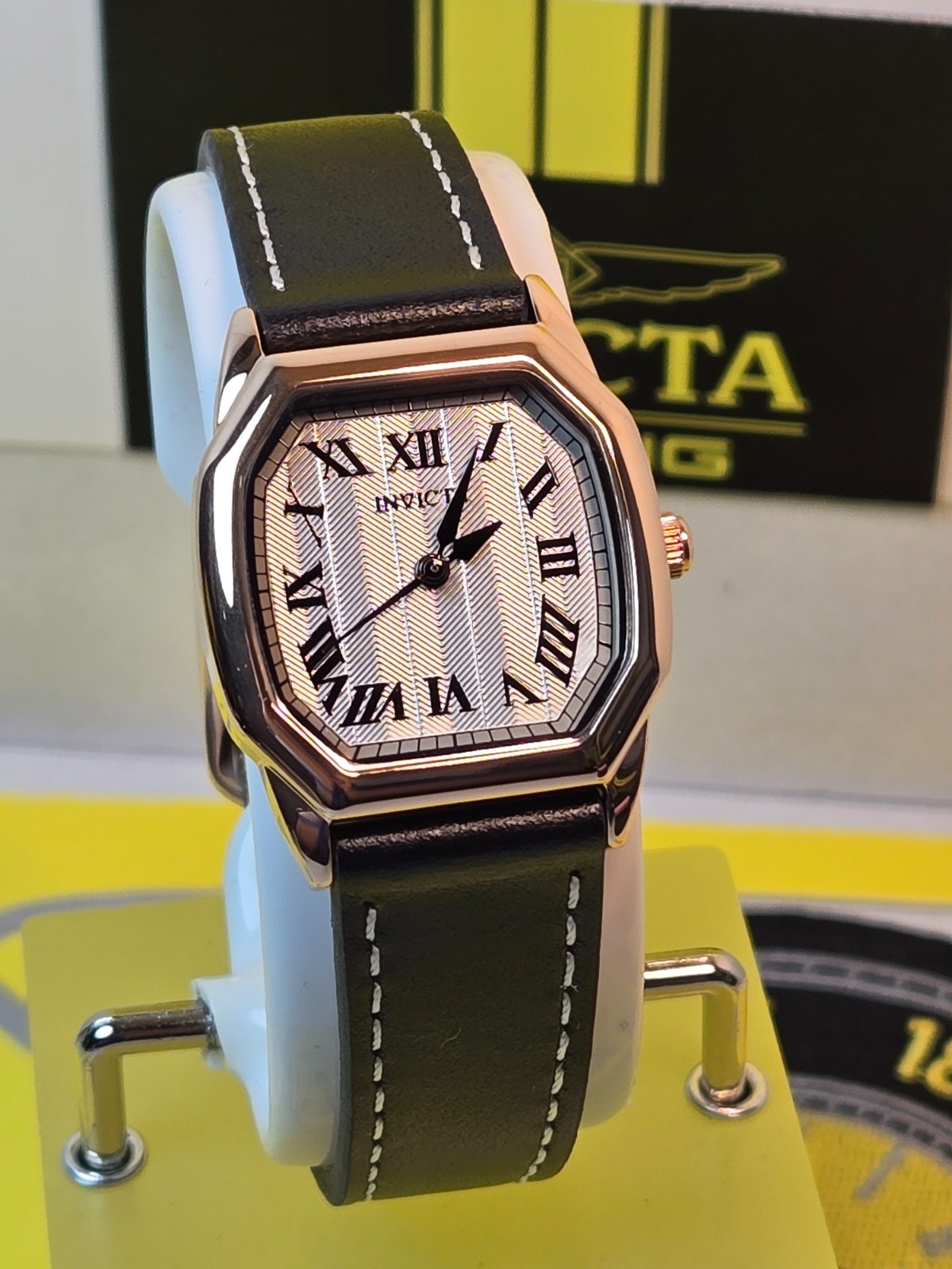 Invicta Wildflower Womans Watch 27mm Rose Gold with Silver Dial NEW!