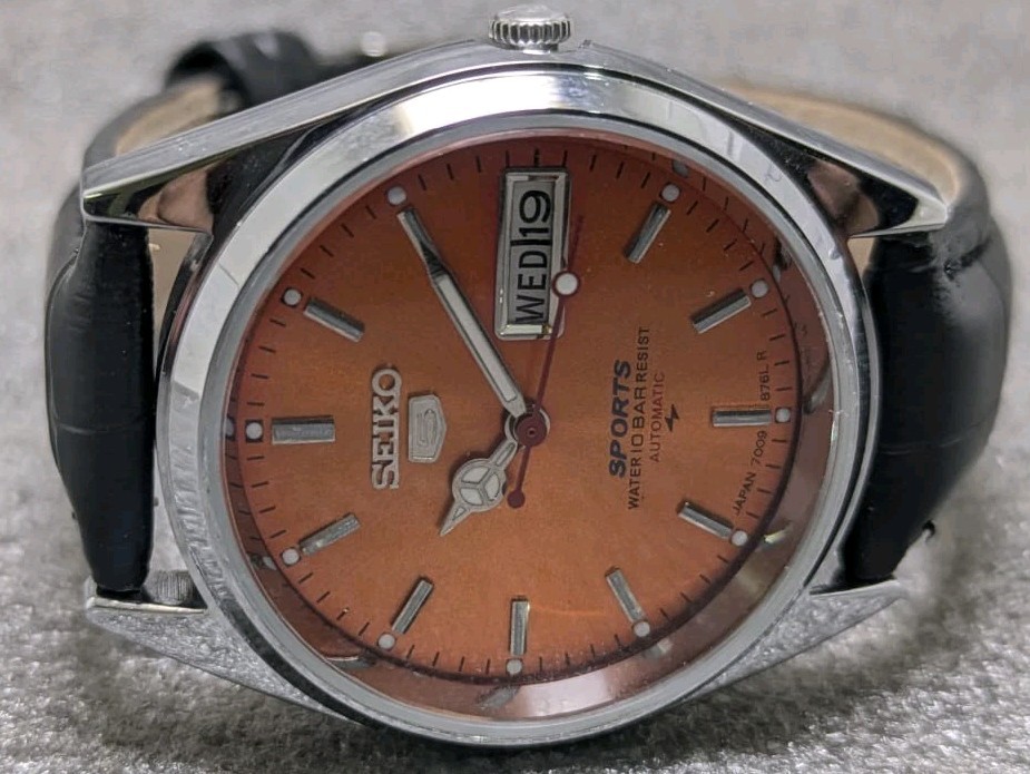Vintage Seiko 5 automatic Day Date Movement No.6309A Japan made men’s watch.
