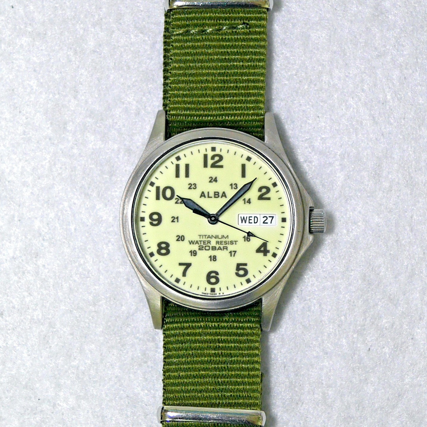 SEIKO ALBA 7N43-0AE0 Titanium Full Luminous DayDate Men’s Field Watch 2012 Japan