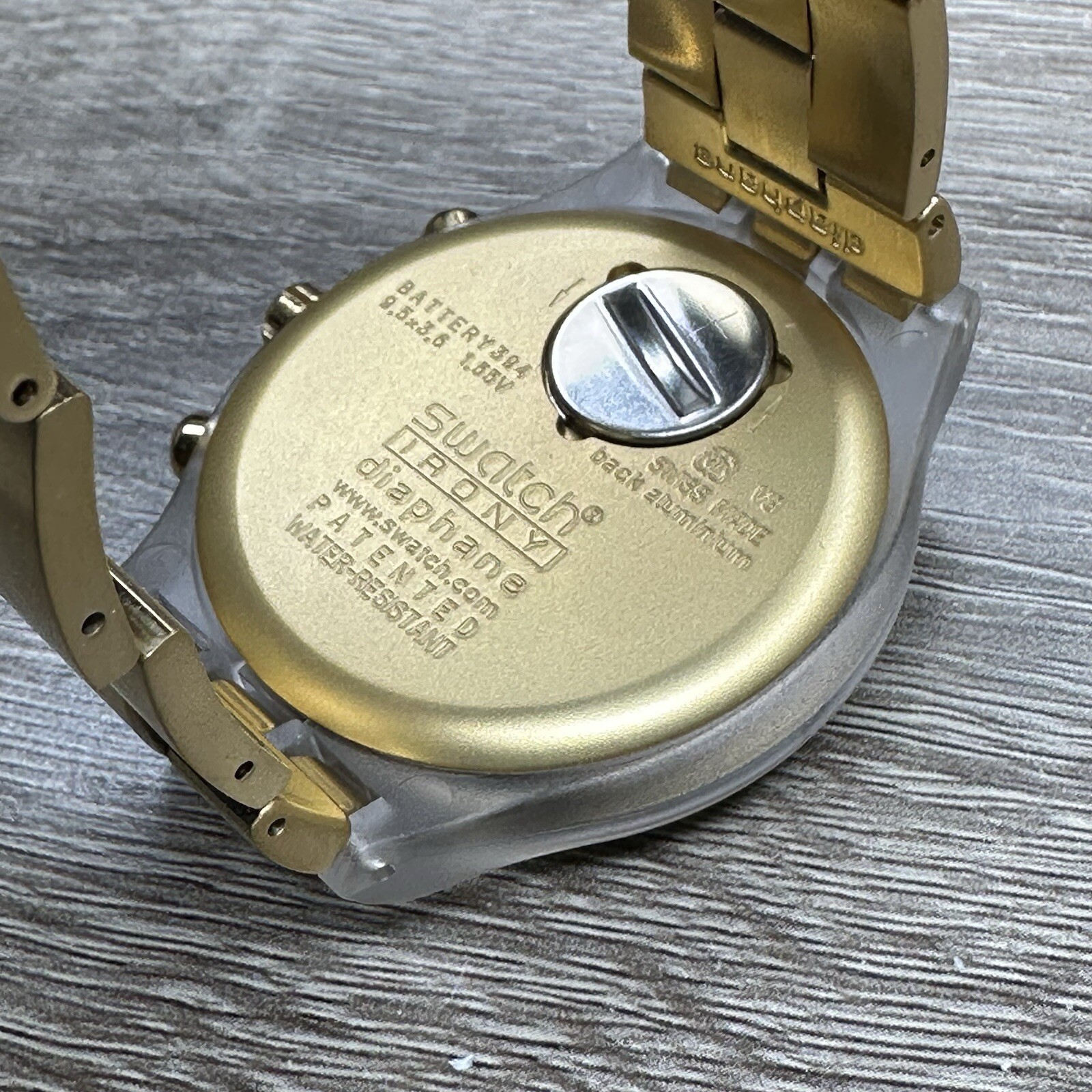 NEW✅ SWATCH IRONY FULL BLOODED GOLD CHRONO ALUMINUM 43MM WATCH SVCK4084