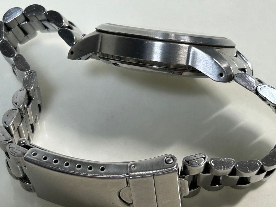 Perfectly working condition [New secondary battery] SEIKO S suspension military